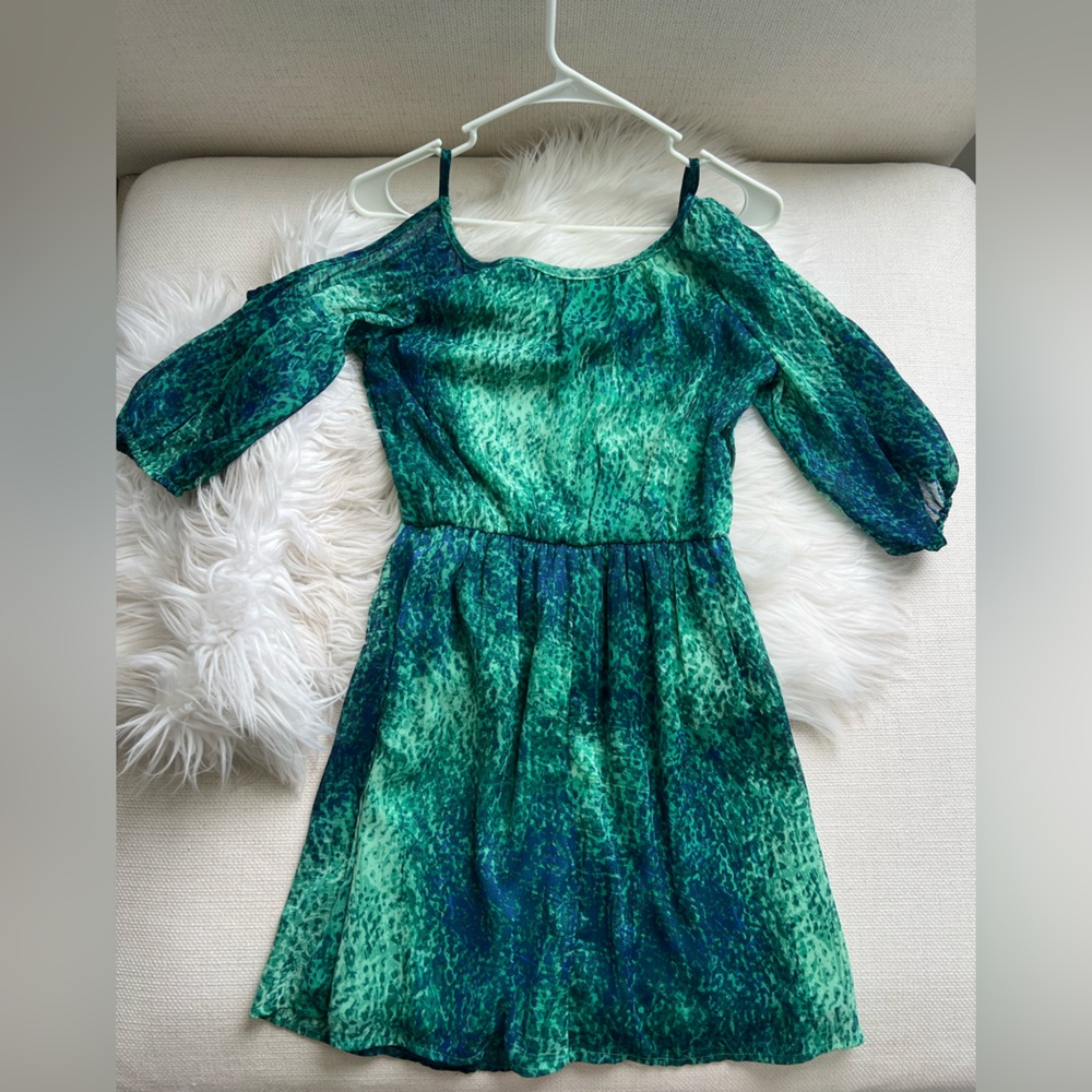 Forever 21 open shoulder Dress in Teal and Navy